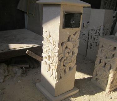 Stone Garden Lantern Sculptures