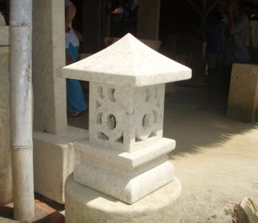 Balinese Garden Lantern