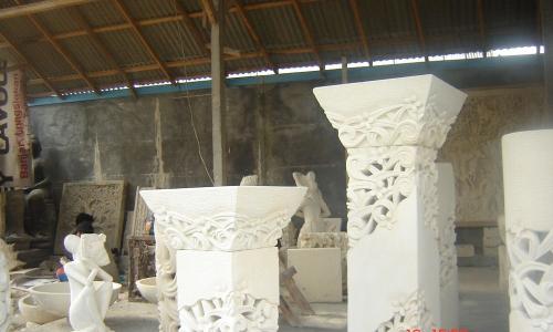 Oriental Stone garden lanterns